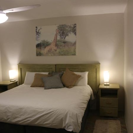 Livivane Guest House Simunye Ngoại thất bức ảnh