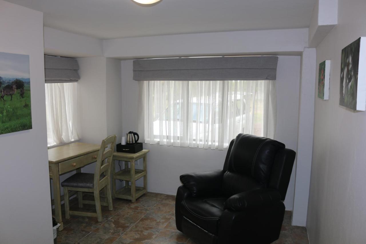 Livivane Guest House Simunye Ngoại thất bức ảnh
